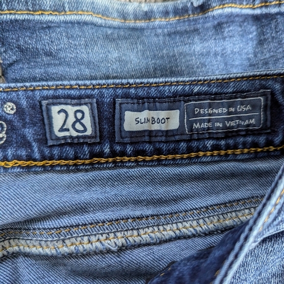 Miss Me Slim Boot Cut Embellished Rear Pocket Size Women's 28" Denim Jean - Picture 6 of 8